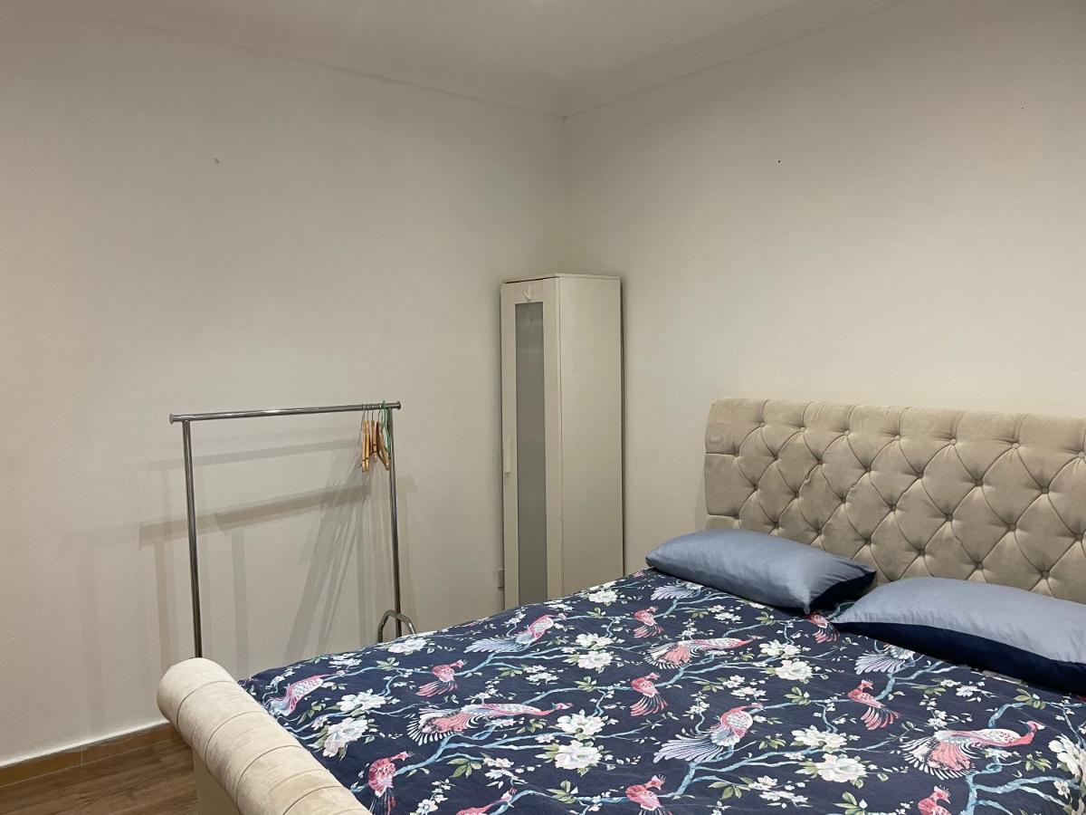 Private Room- Direct Travel Central/ Heathrow Лондон Екстер'єр фото
